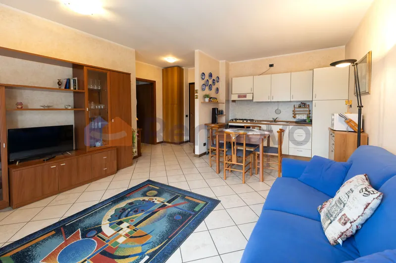 Bilocale a Villa Guardia — foto 2 di 17